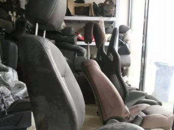 深圳汽車配件批發(fā)與二類機動車維修服務